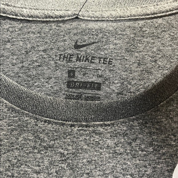 NWT Nike Women's Heather Gray Dri- Fit Tank Top Size S - Picture 2 of 8